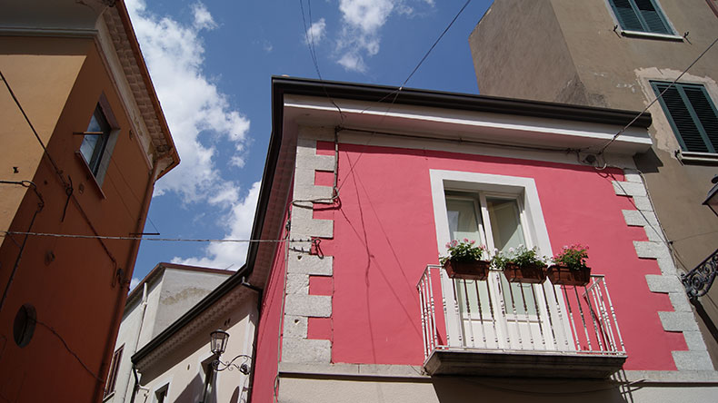 Bed&Butterfly - L'ingresso a Vico Bigliardo